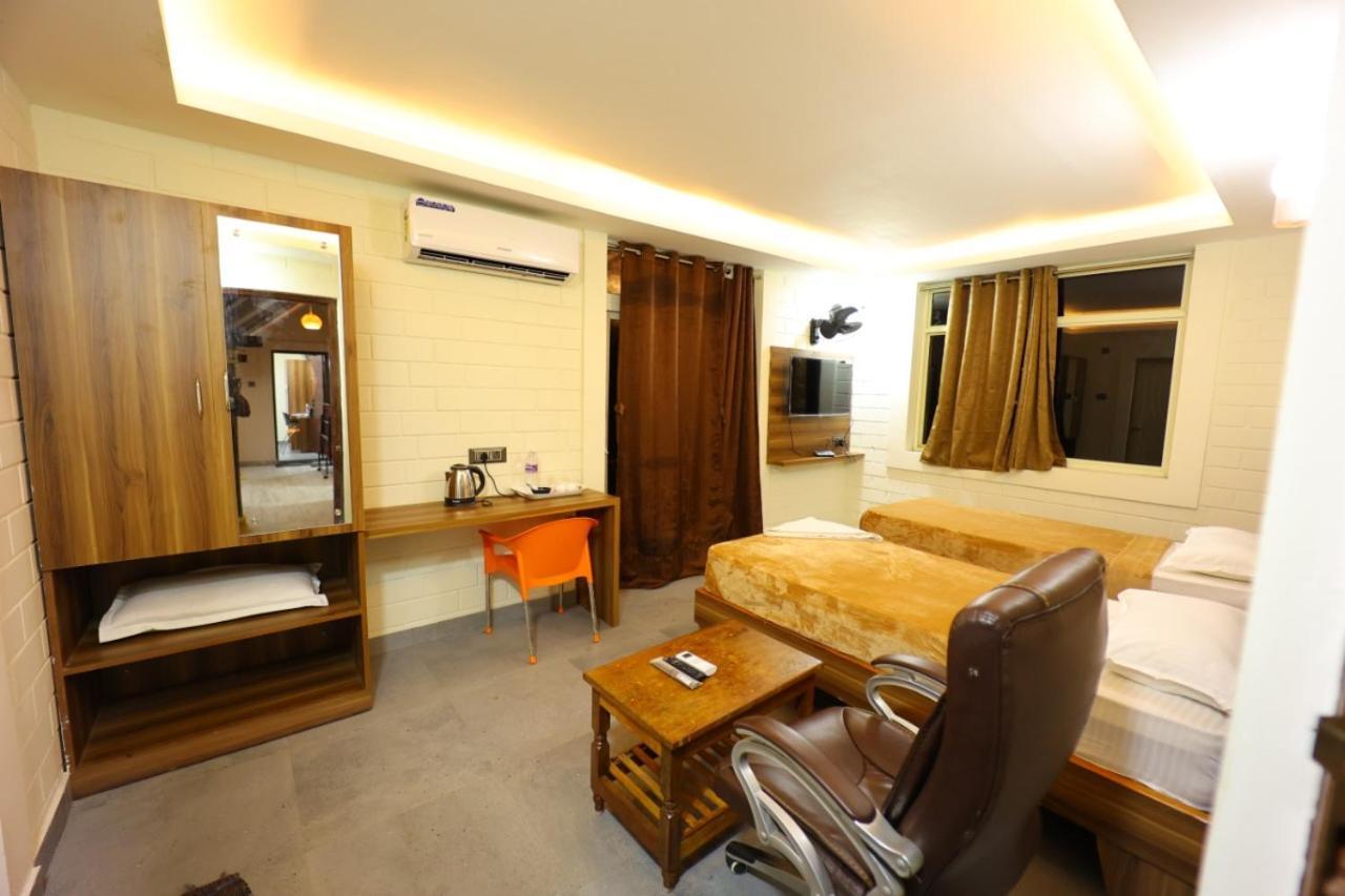 Krish Garden Villa จิตัมพรัม ภายนอก รูปภาพ