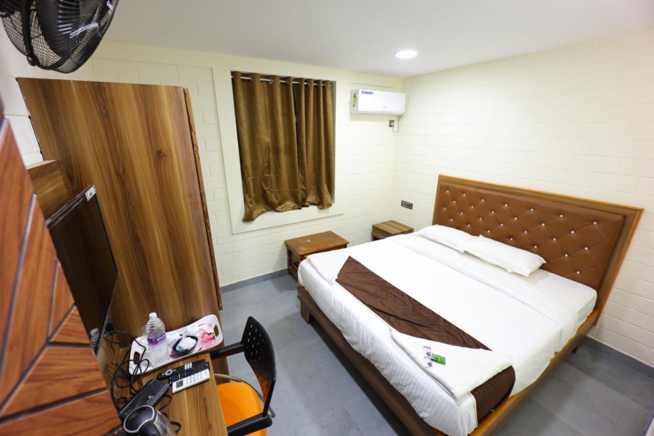 Krish Garden Villa จิตัมพรัม ภายนอก รูปภาพ